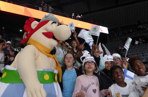 Obélix dans les tribunes de Bercy ! 